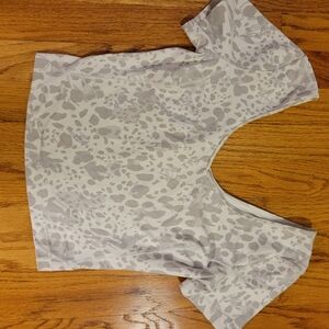 Lululemon grey and white top